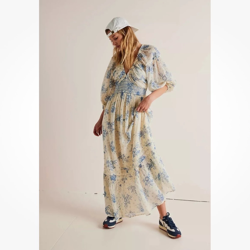 NEW Free People Golden Hour Maxi Dress – Size Medium – Blue Floral